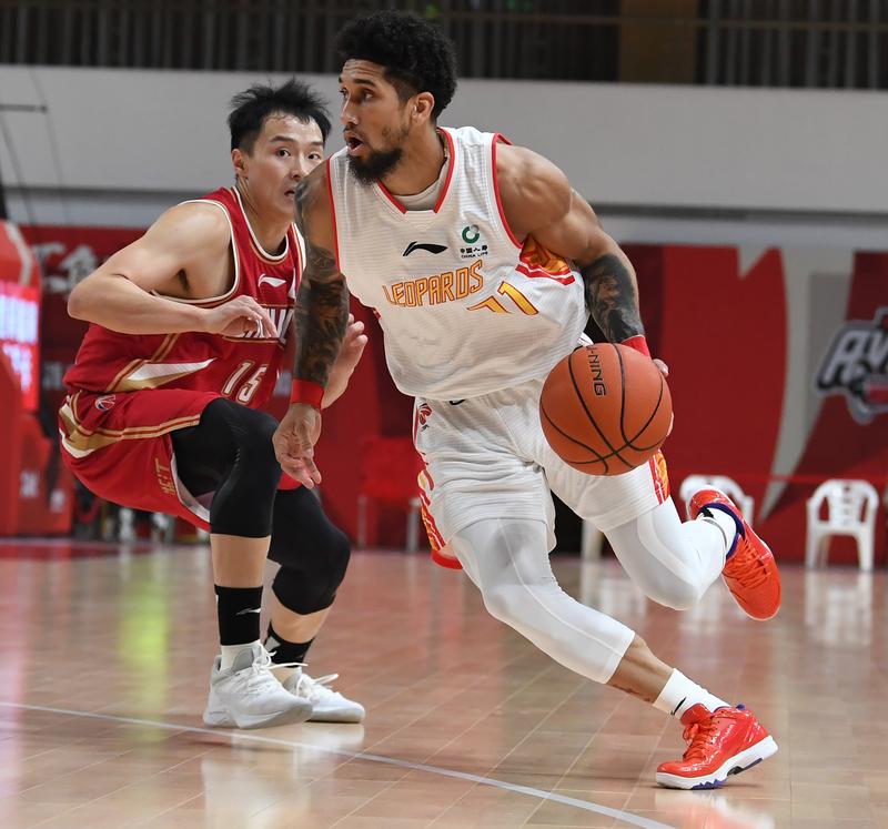 汉堡领头羊风头无两，表现抢眼 